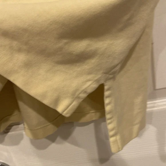 Short sleeve yellow polo by Rob Lauren size large with a blue polo horse ￼ - Picture 4 of 7